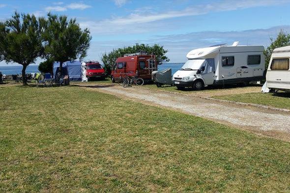 Camping & Glamping Muineira Эль-Грове Экстерьер фото